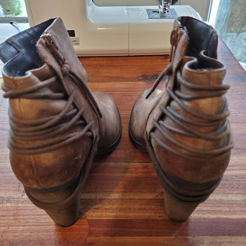 Steve Madden Raglan booties - Picture 5 of 7